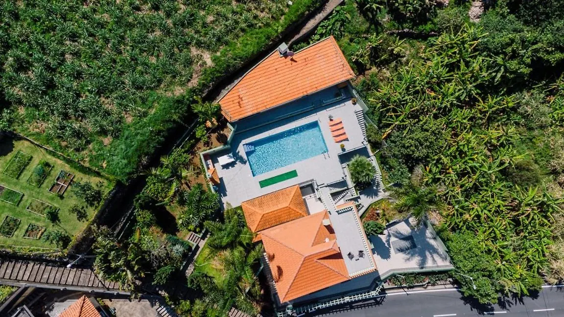 Guestready - Hikers Haven Hotel São Roque do Faial Portugal