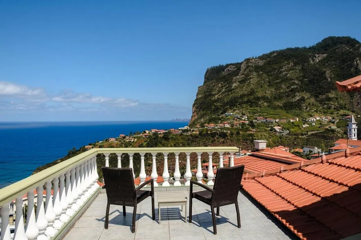 Pensjonat Hotel Guestready - Hikers Haven São Roque do Faial