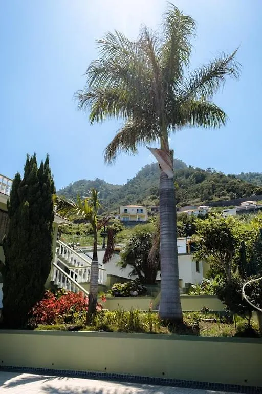 Hotel Guestready - Hikers Haven São Roque do Faial Pensjonat