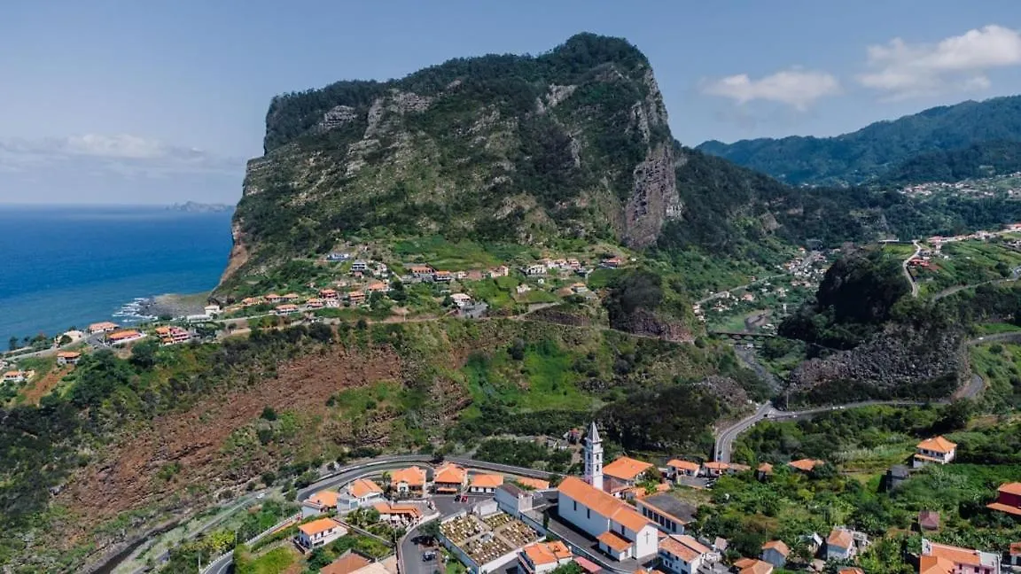 Guestready - Hikers Haven Hotel São Roque do Faial Gæstehus Faial Island (Azores)
