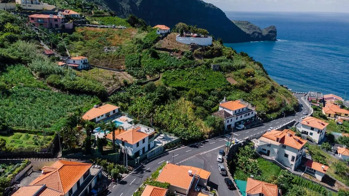 Pensjonat Hotel Guestready - Hikers Haven São Roque do Faial Portugalia
