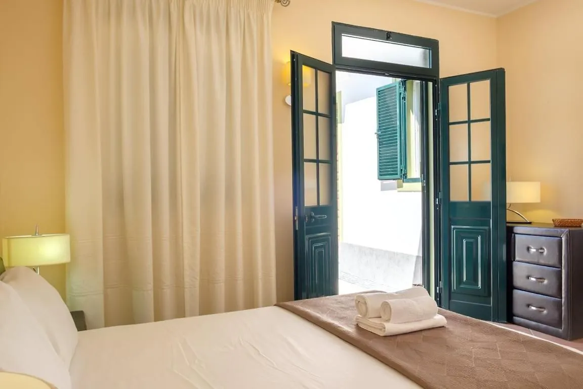 Guestready - Hikers Haven Hotel São Roque do Faial