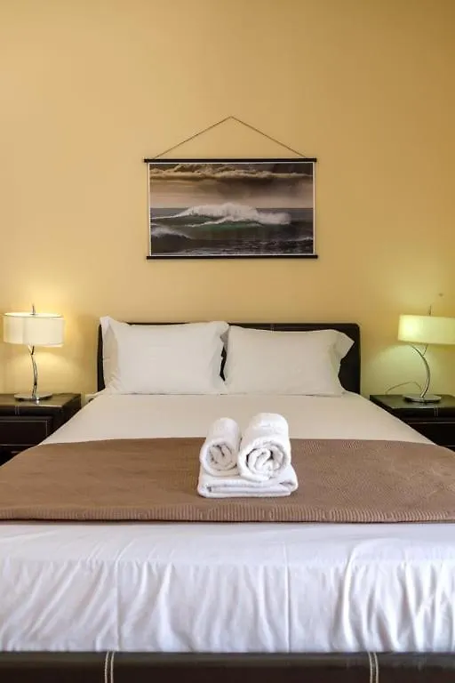 Hotel Guestready - Hikers Haven São Roque do Faial Portugalia