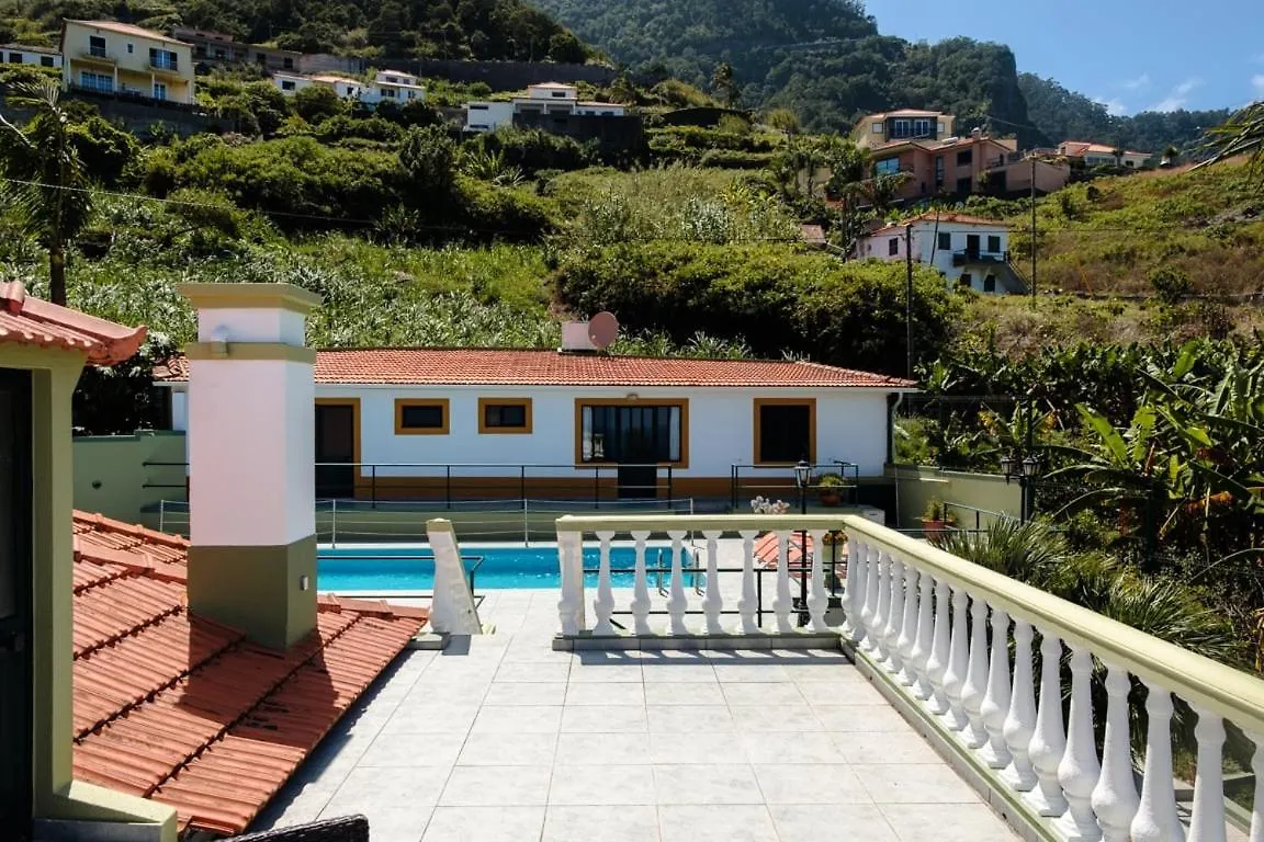 Gæstehus Guestready - Hikers Haven Hotel São Roque do Faial Portugal