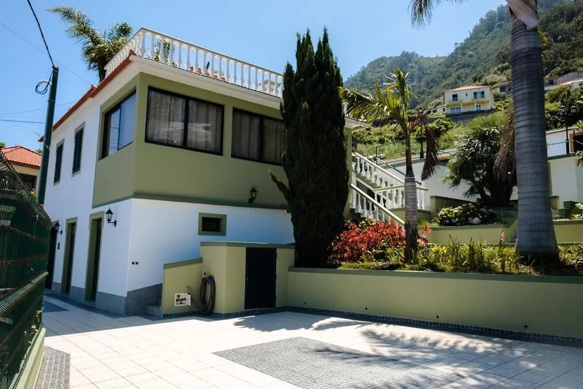 Hotel Guestready - Hikers Haven São Roque do Faial 0*, Faial Island (Azores)