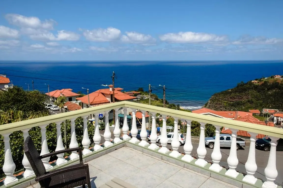 Guestready - Hikers Haven Hotel São Roque do Faial Faial Island (Azores)